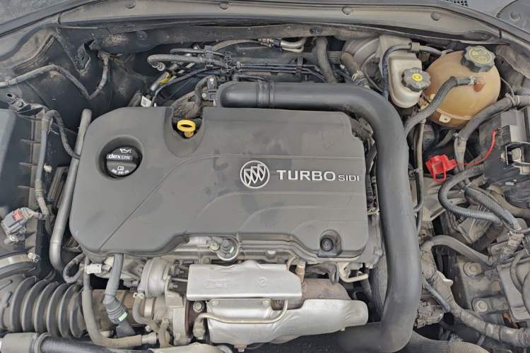 Used Buick LaCrosse 2016 20T Elite Edition Engine Bay