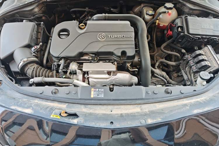 Used Buick LaCrosse 2016 20T Leading Model Engine Bay