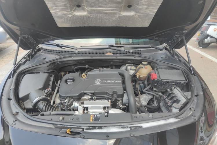 Used Buick LaCrosse 2016 20T Luxury Model Engine Bay