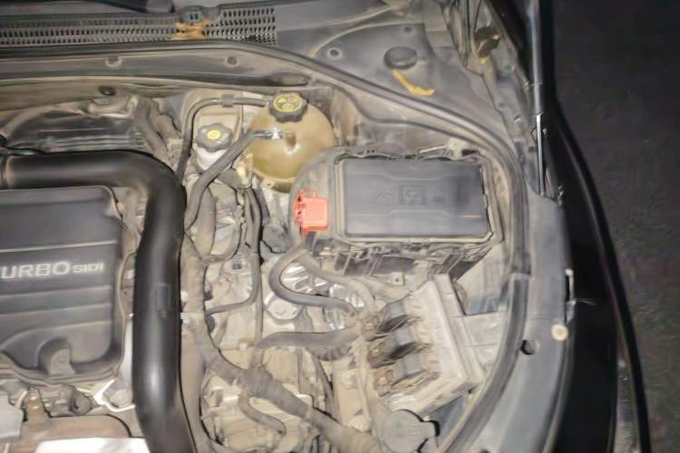 Used Buick LaCrosse 2016 20T Elite Edition Engine Bay Left