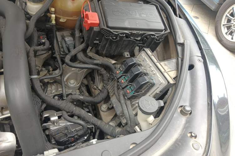 Used Buick LaCrosse 2016 Revised 20T Leading Edition Engine Bay Left