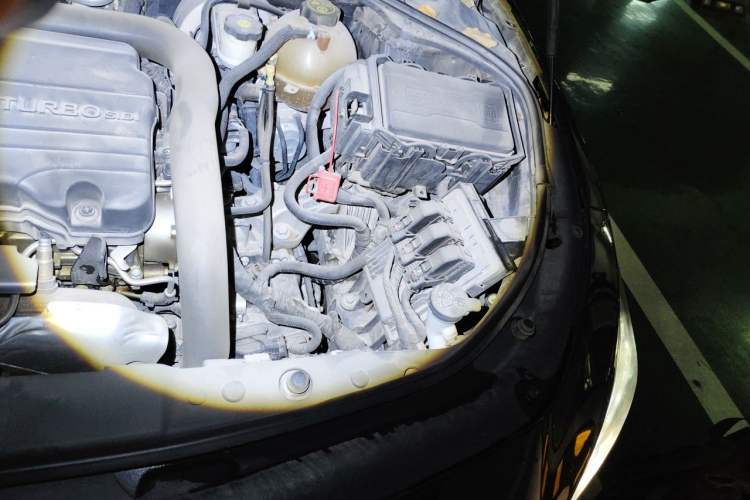 Used Buick LaCrosse 2016 20T Elite Edition Engine Bay Left