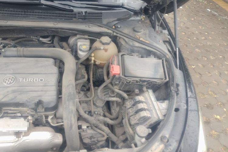 Used Buick LaCrosse 2016 20T Luxury Model Engine Bay Left