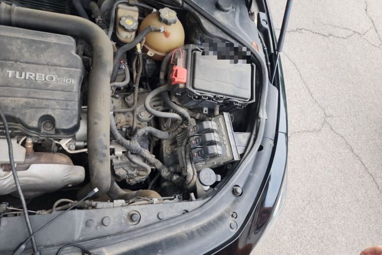 Used Buick LaCrosse 2016 20T Elite Edition Engine Bay Left