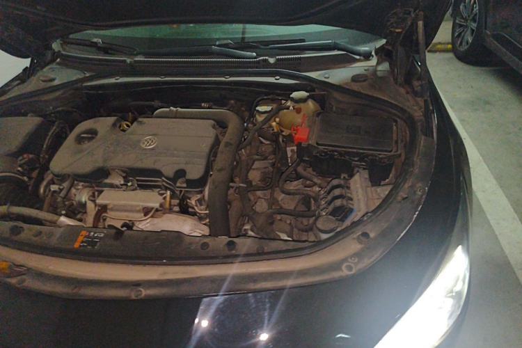 Used Buick LaCrosse 2016 20T Elite Edition Engine Bay Left