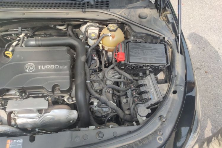 Used Buick LaCrosse 2016 20T Luxury Model Engine Bay Left