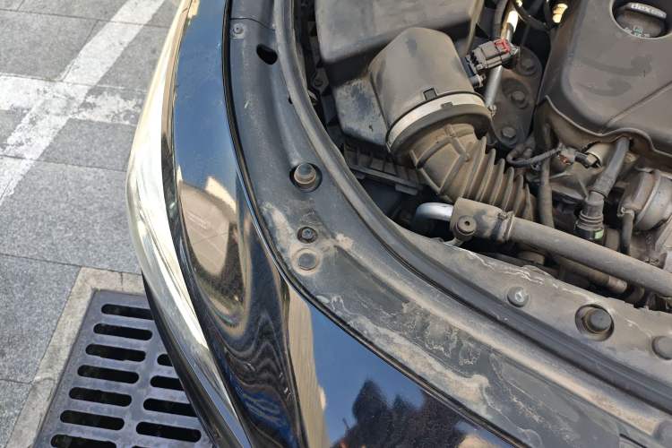 Used Buick LaCrosse 2016 20T Luxury Model Engine Bay Right