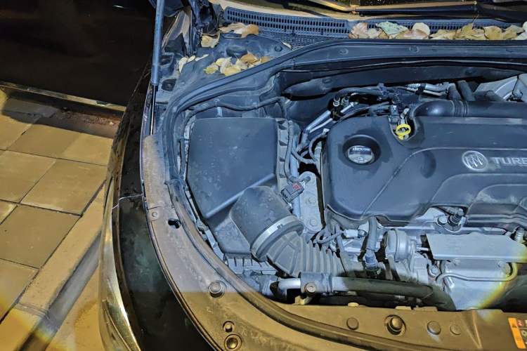 Used Buick LaCrosse 2016 Revised 20T Leading Edition Engine Bay Right