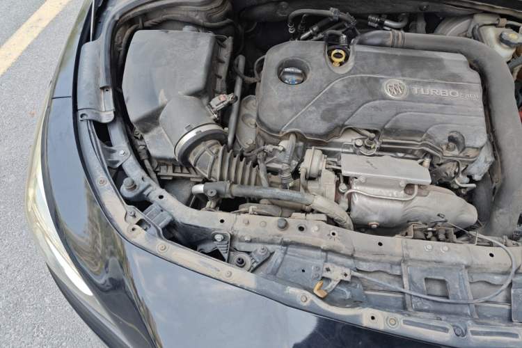 Used Buick LaCrosse 2016 20T Luxury Model Engine Bay Right