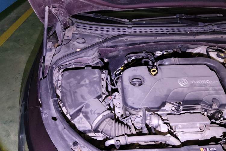 Used Buick LaCrosse 2016 20T Elite Edition Engine Bay Right