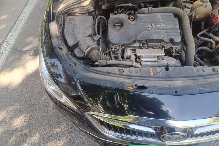 Used Buick LaCrosse 2016 20T Elite Edition Engine Bay Right