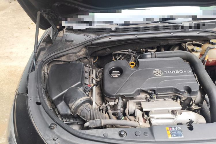 Used Buick LaCrosse 2016 20T Luxury Model Engine Bay Right