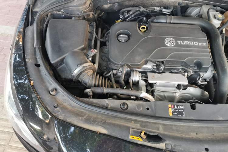 Used Buick LaCrosse 2016 20T Elite Edition Engine Bay Right