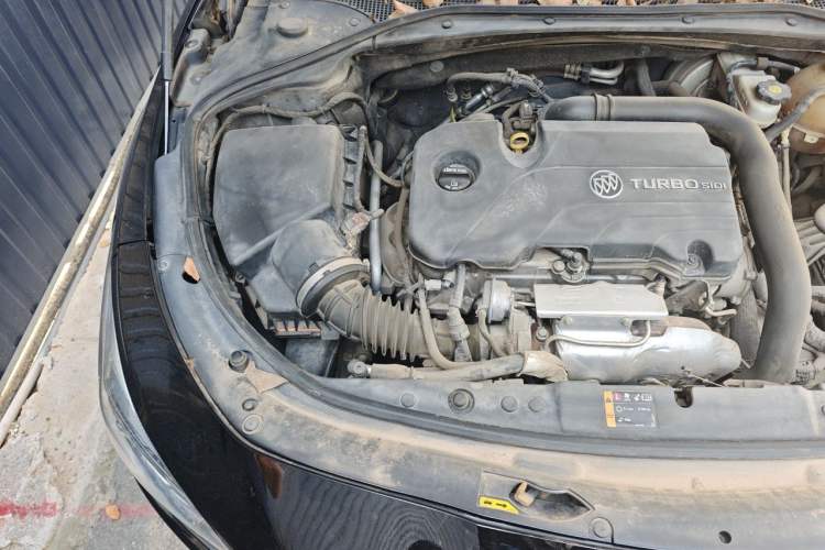 Used Buick LaCrosse 2016 20T Elite Edition Engine Bay Right