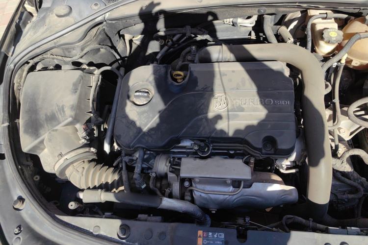 Used Buick LaCrosse 2016 20T Elite Edition Engine Bay Right