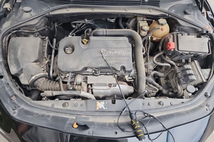 Used Buick LaCrosse 2016 20T Elite Edition Engine Bay