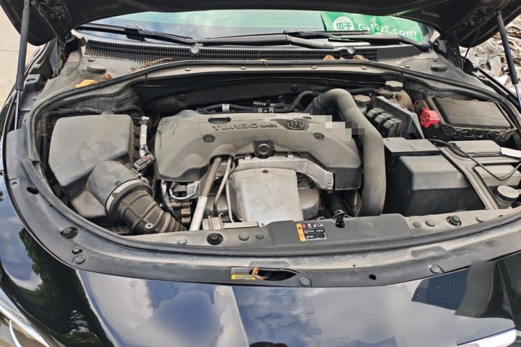 Used Buick LaCrosse 2016 28T Luxury Version Engine Bay