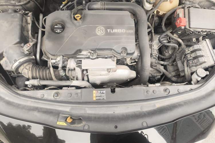 Used Buick LaCrosse 2016 20T Elite Edition Engine Bay