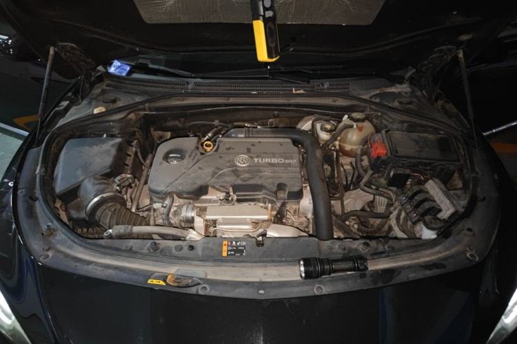 Used Buick LaCrosse 2016 20T Elite Edition Engine Bay