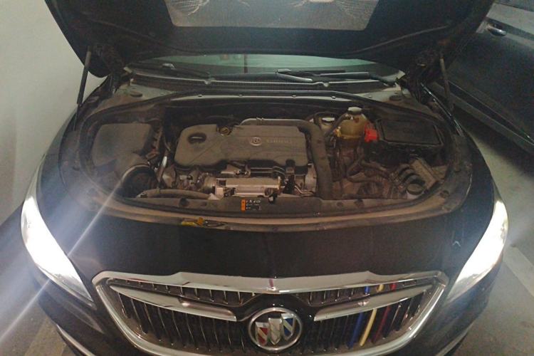 Used Buick LaCrosse 2016 20T Elite Edition Engine Bay