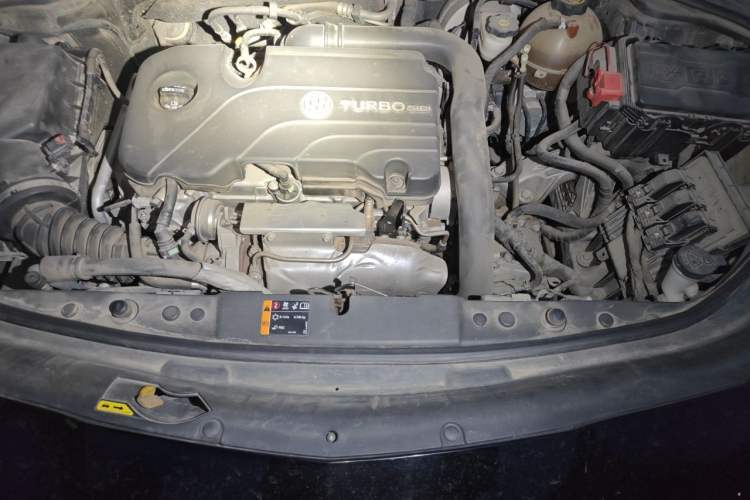 Used Buick LaCrosse 2016 20T Luxury Model Engine Bay