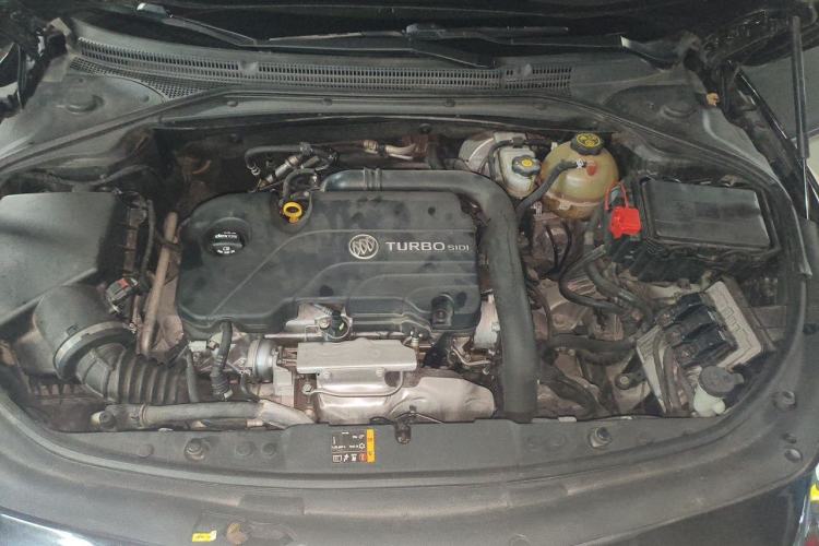 Used Buick LaCrosse 2016 20T Leading Model Engine Bay