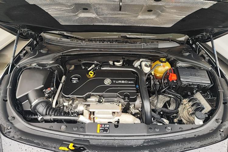 Used Buick LaCrosse 2016 20T Luxury Model Engine Bay