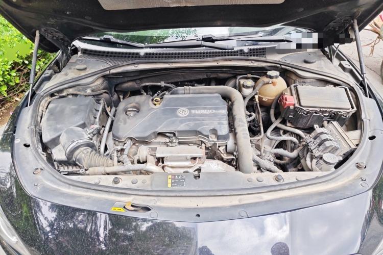 Used Buick LaCrosse 2016 20T Elite Edition Engine Bay