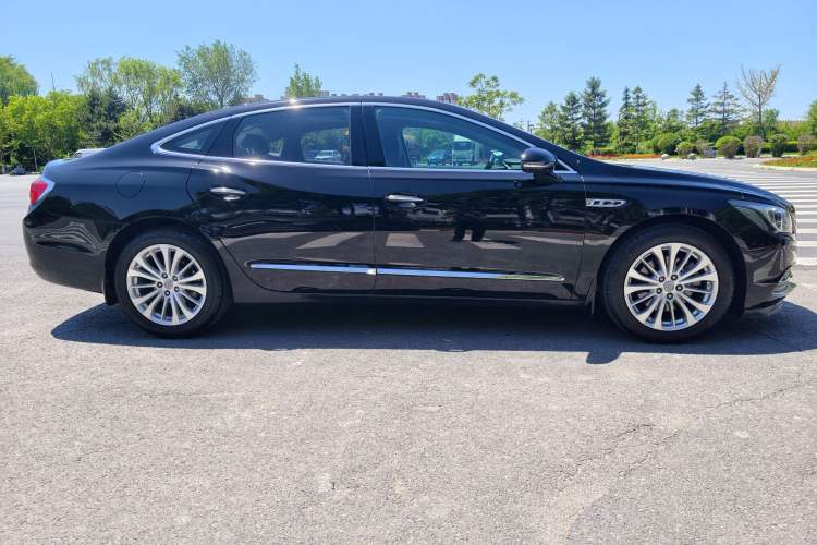 Used Buick LaCrosse 2016 Revised Version 28T Elite Edition Exterior 3
