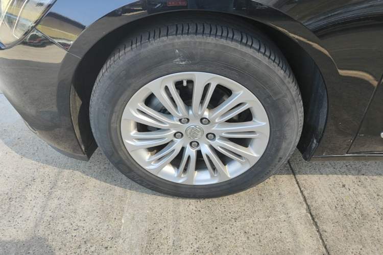 Used Buick LaCrosse 2016 Revised 20T Leading Edition Exterior 4