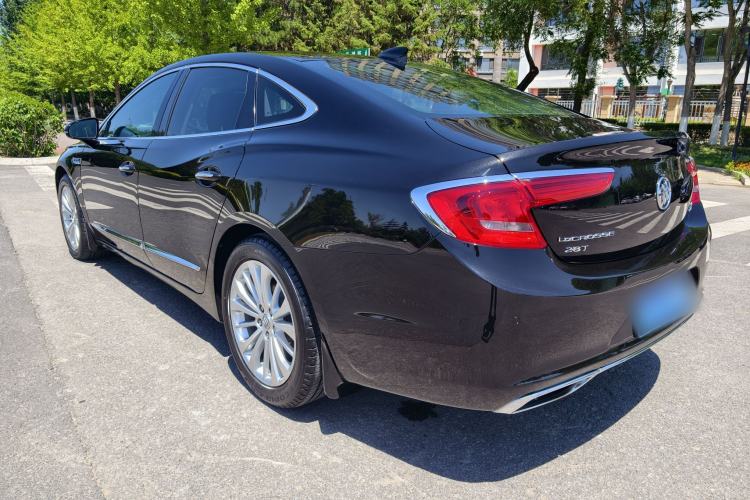 Used Buick LaCrosse 2016 Revised Version 28T Elite Edition Exterior 4