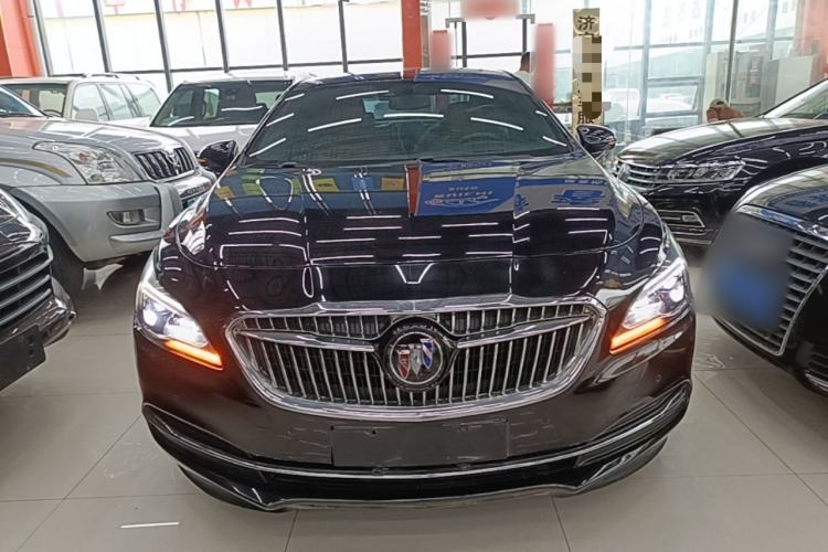 Used Buick LaCrosse 2016 28T Luxury Version Front