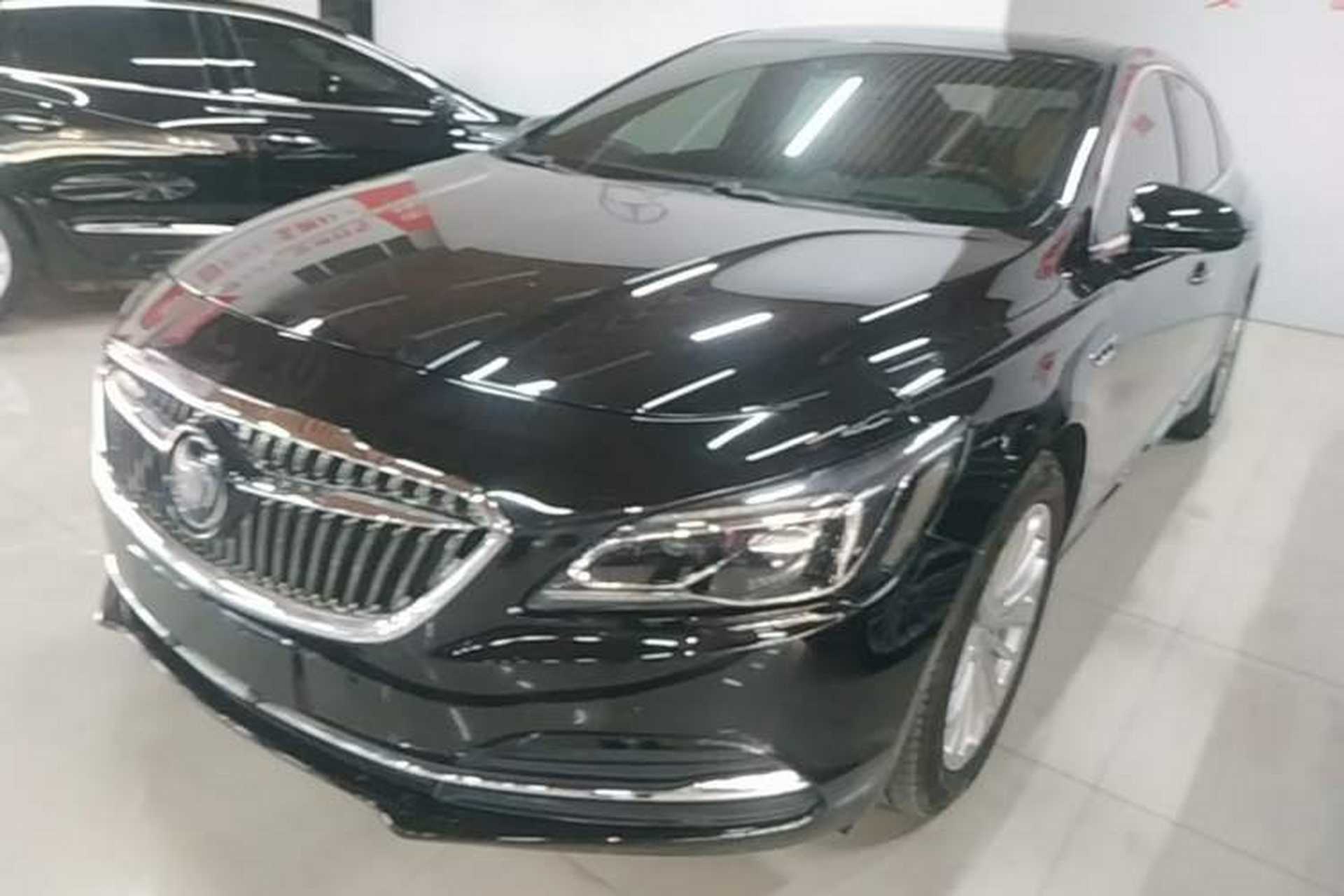 Used Buick LaCrosse 2016 28T Luxury Version Front Left 45 Deg