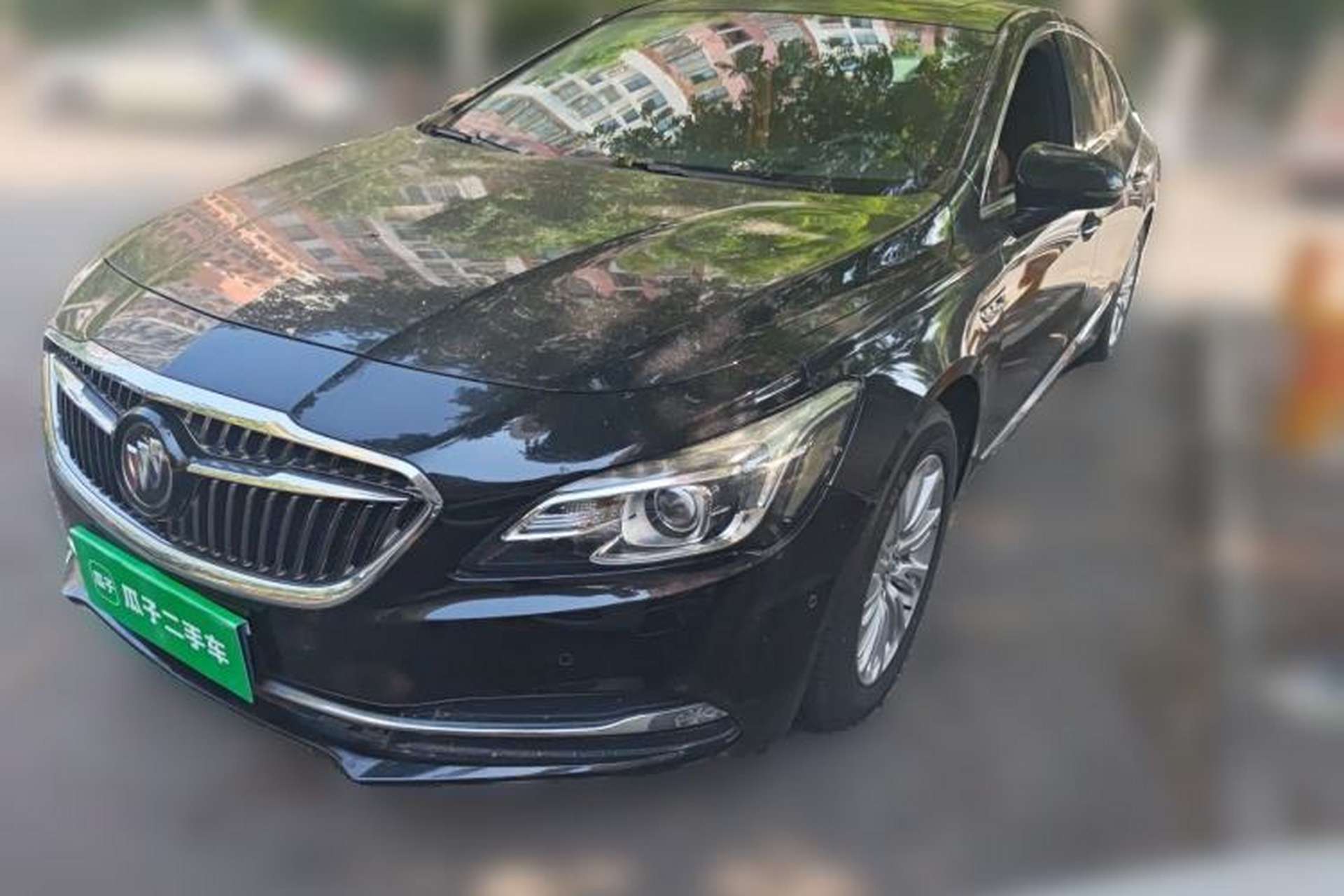 Used Buick LaCrosse 2016 20T Luxury Model Front Left 45 Deg