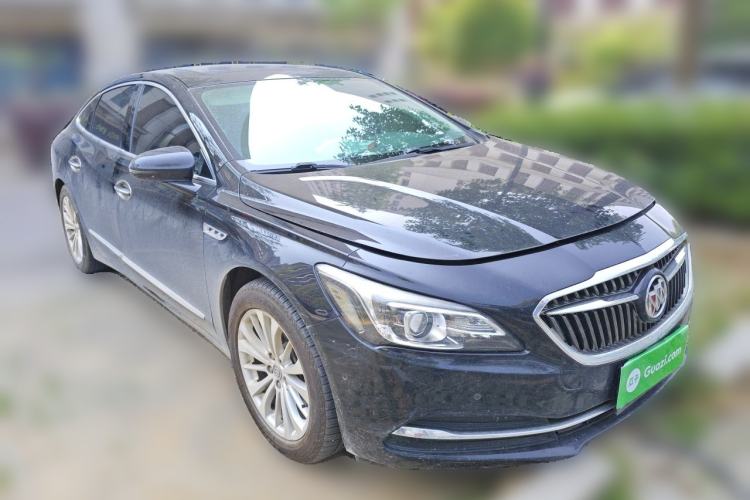 Used Buick LaCrosse 2016 Revised Version 28T Elite Edition Front Right 45 Deg