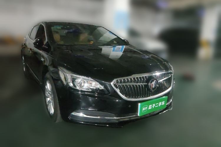 Used Buick LaCrosse 2016 20T Luxury Model Front Right 45 Deg