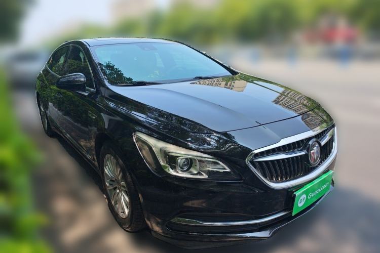 Used Buick LaCrosse 2016 20T Luxury Model Front Right 45 Deg