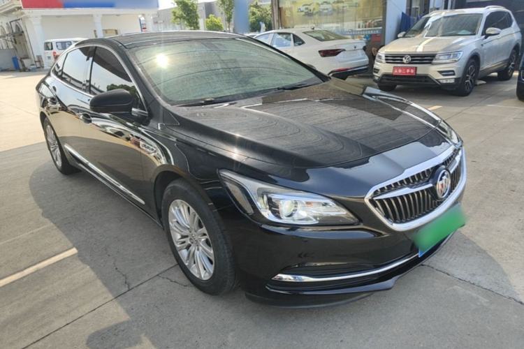 Used Buick LaCrosse 2016 Revised 20T Leading Edition Front Right 45 Deg