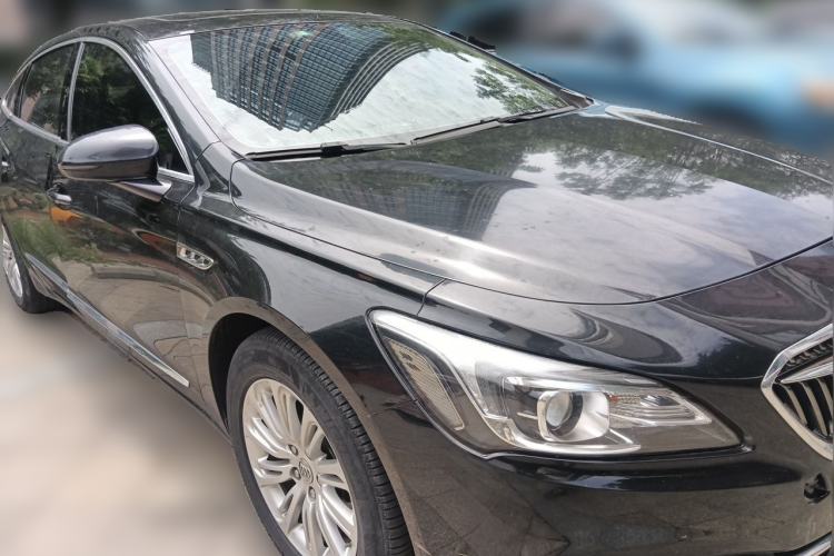 Used Buick LaCrosse 2016 Revised 20T Leading Edition Front Right 45 Deg