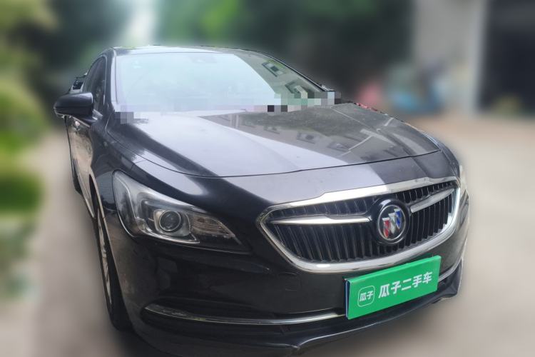 Used Buick LaCrosse 2016 20T Luxury Model Front Right 45 Deg