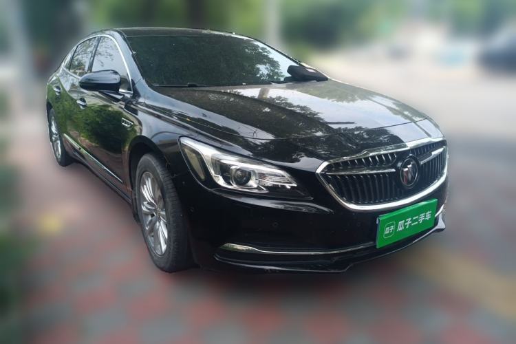Used Buick LaCrosse 2016 20T Luxury Model Front Right 45 Deg