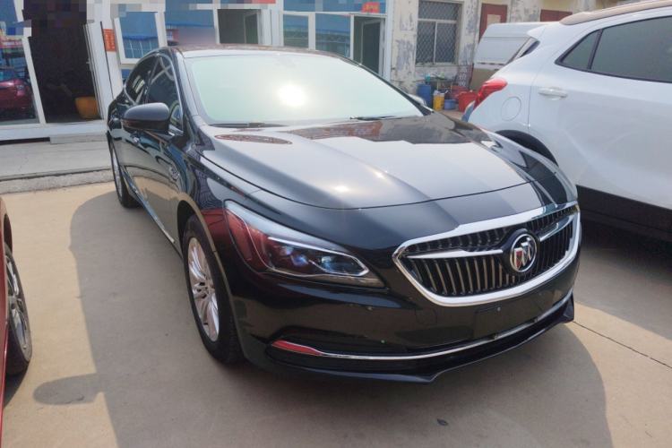 Used Buick LaCrosse 2016 20T Elite Edition Front Right 45 Deg