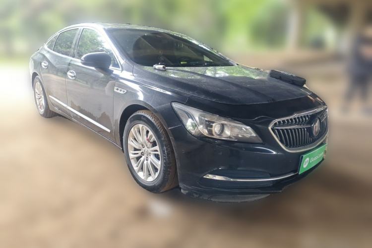 Used Buick LaCrosse 2016 20T Luxury Model Front Right 45 Deg