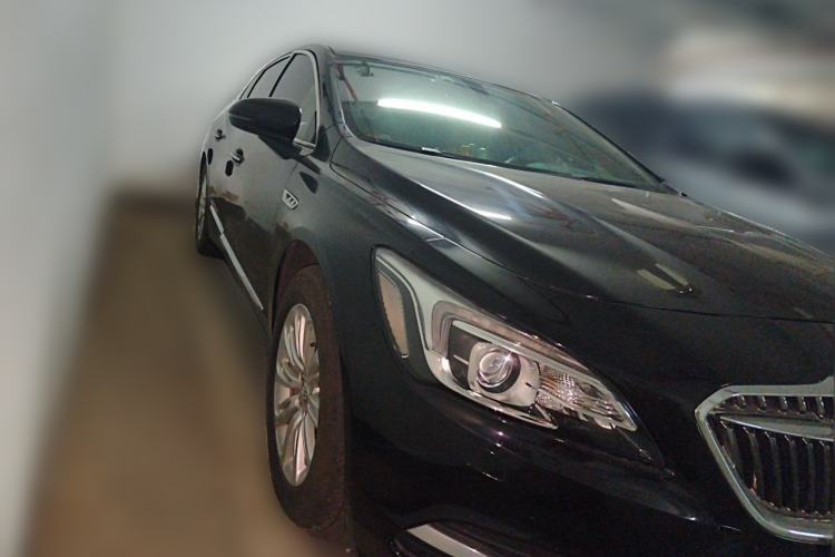 Used Buick LaCrosse 2016 20T Elite Edition Front Right 45 Deg