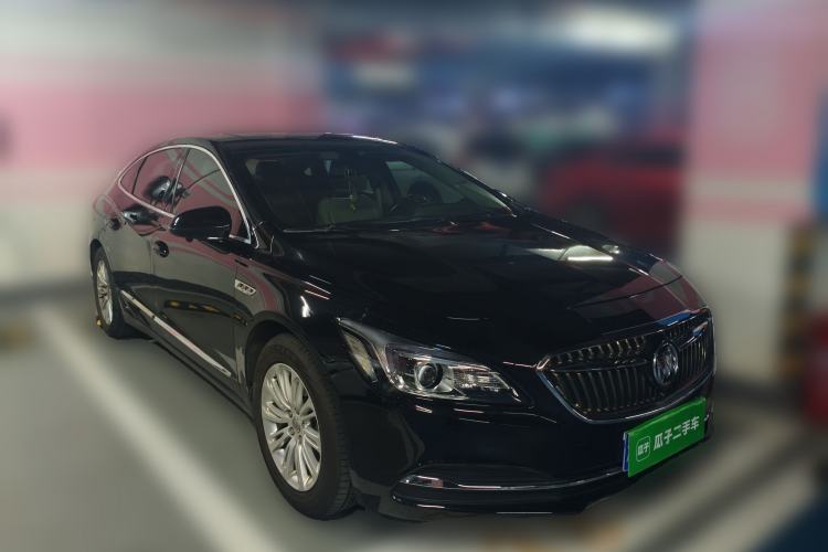 Used Buick LaCrosse 2016 20T Leading Model Front Right 45 Deg