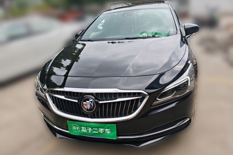 Used Buick LaCrosse 2016 28T Luxury Version Front