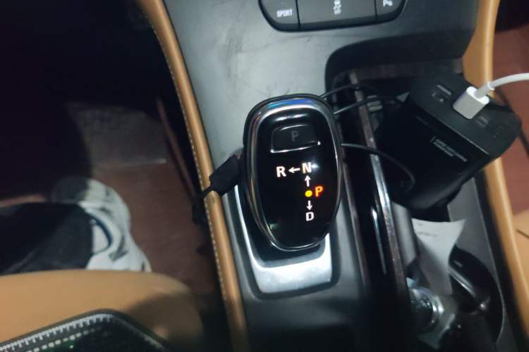 Used Buick LaCrosse 2016 20T Elite Edition Gear Lever