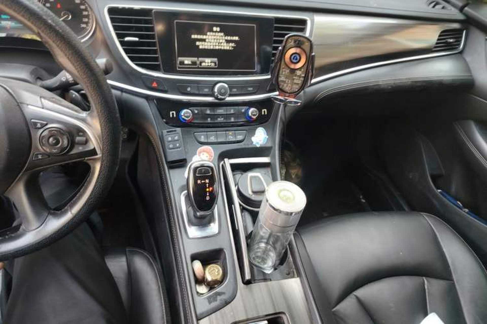 Used Buick LaCrosse 2016 Revised Version 28T Elite Edition Gear Lever