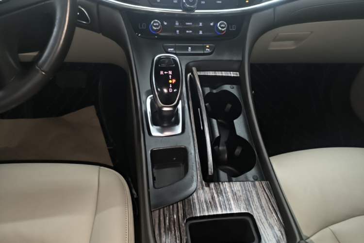 Used Buick LaCrosse 2016 20T Leading Model Gear Lever