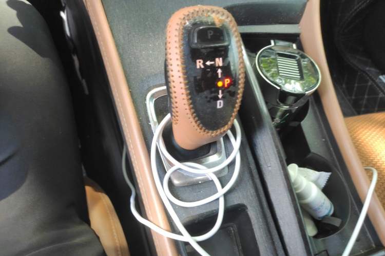 Used Buick LaCrosse 2016 28T Luxury Version Gear Lever